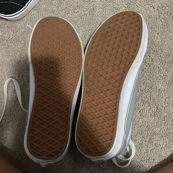 grey vans - Picture 2 of 3